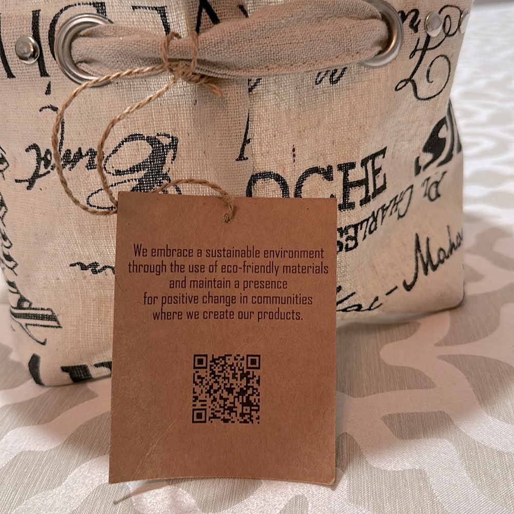 Natural Origins Paris Storage Container - Picture 3 of 8